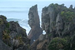 2591023-Pancake-rocks-0